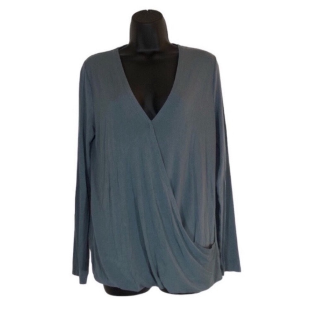 BCBG MAXAZRIA Women’s Cathryn style Top Slate Blue Sz Med Excellent Condition